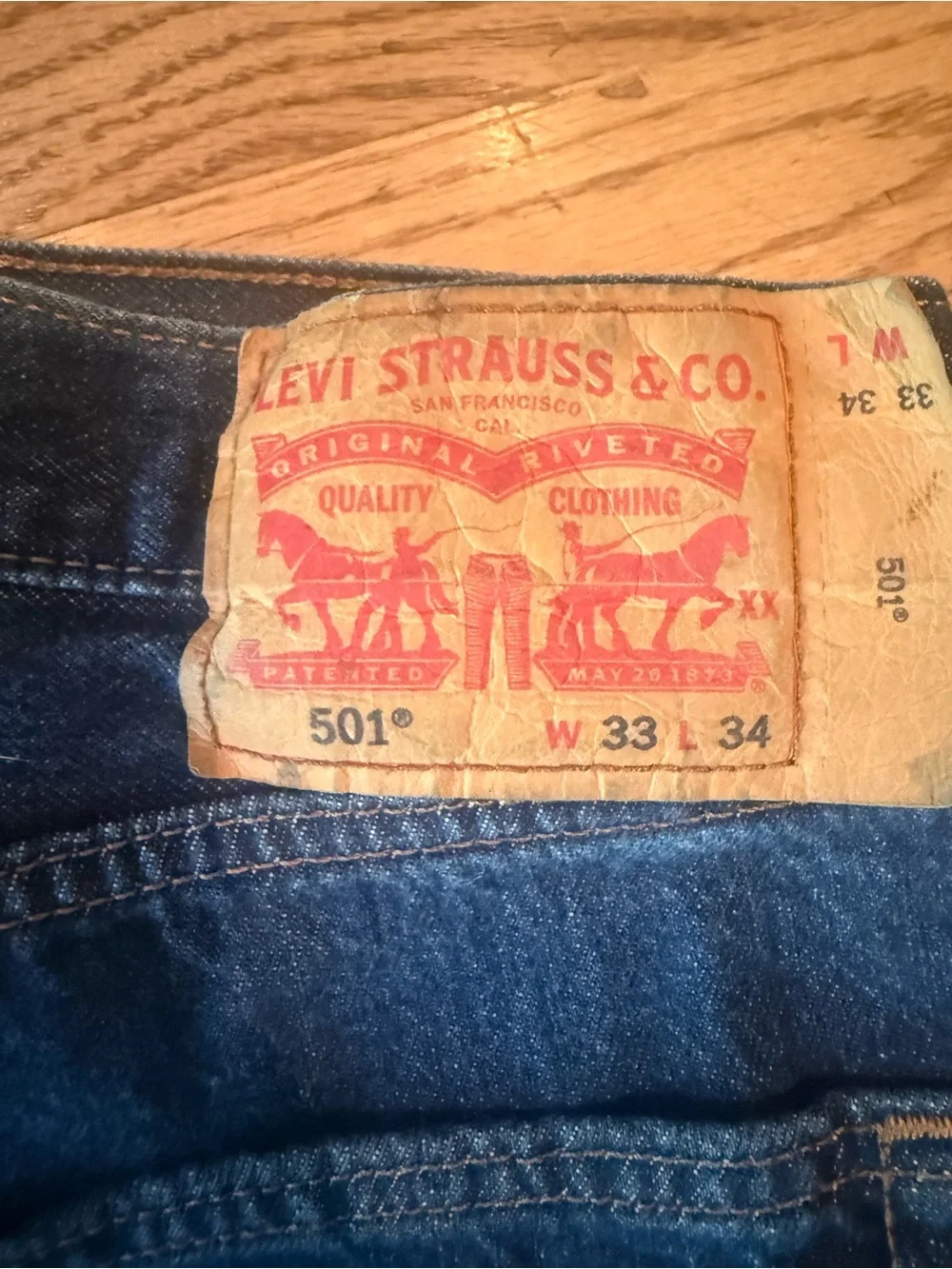 Levi's Classic Straight Jeans in Dark Blue